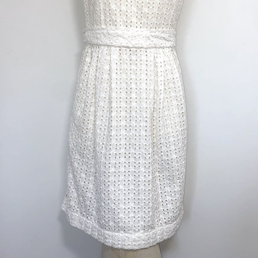 Burberry Dress White Eyelet Fit & Flare Fully Lined Sz Medium Nwot! - Picture 4 of 7